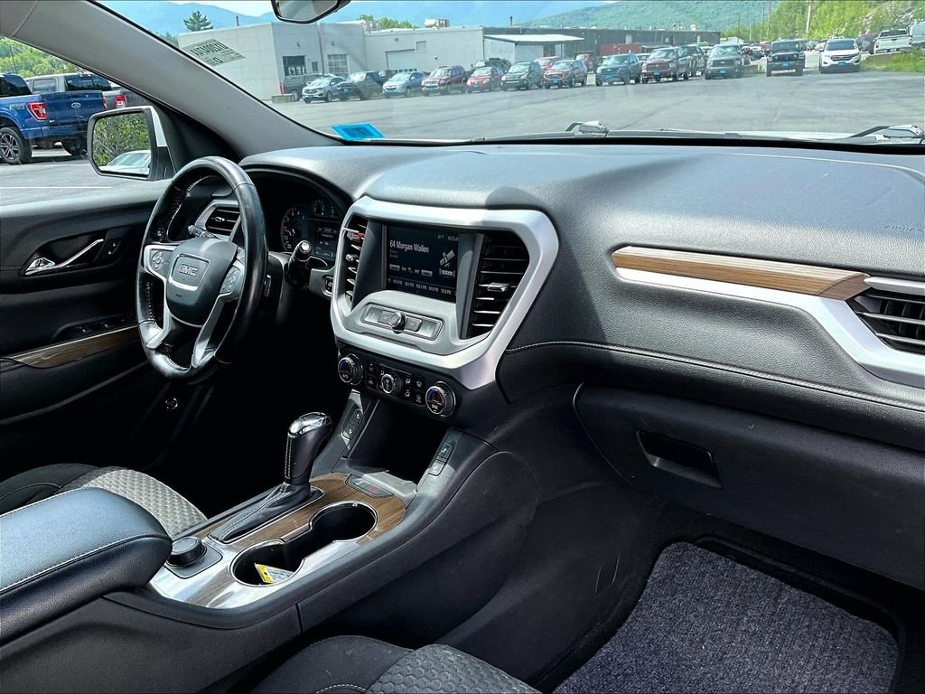 Used 2019 Summit White GMC SLE-2 image 14