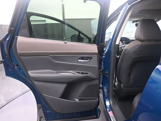 New 2026 Aurora Blue Pearl Metallic Nissan Platinum image 11