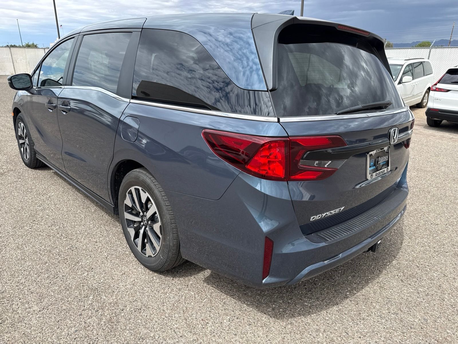 Certified Used 2025 Smoke Blue Pearl Honda EX-L image 3