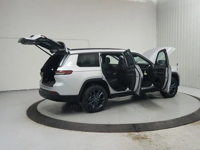 New 2026 Silver Zynith Jeep Limited image 16