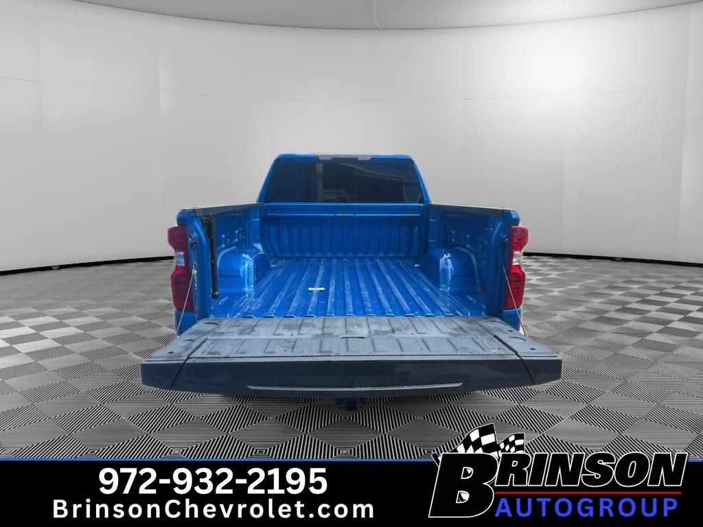 Used 2023 Glacier Blue Metallic Chevrolet LT image 7