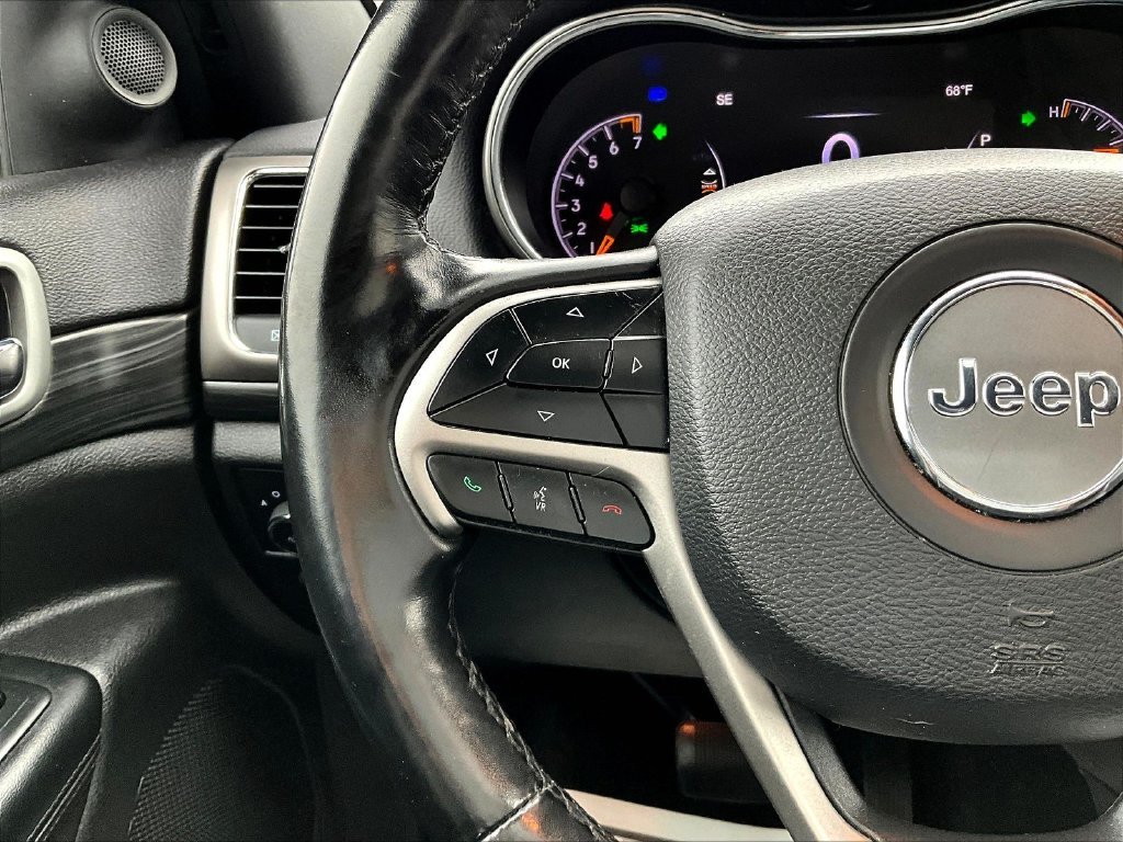 Used 2020 Silver Jeep Altitude image 12