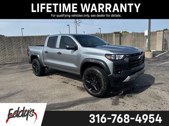 2025 Chevrolet Colorado 4WD Trail Boss Crew Cab Short Box's photo