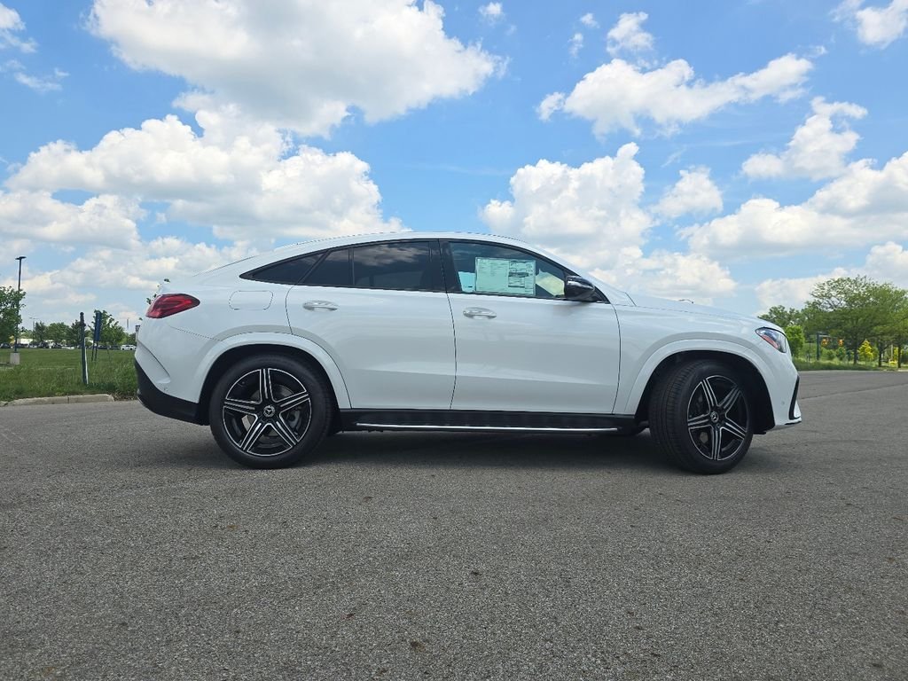 New 2026 MANUFAKTUR Moonlight White Metallic Mercedes-Benz GLE 450 Coupe image 17