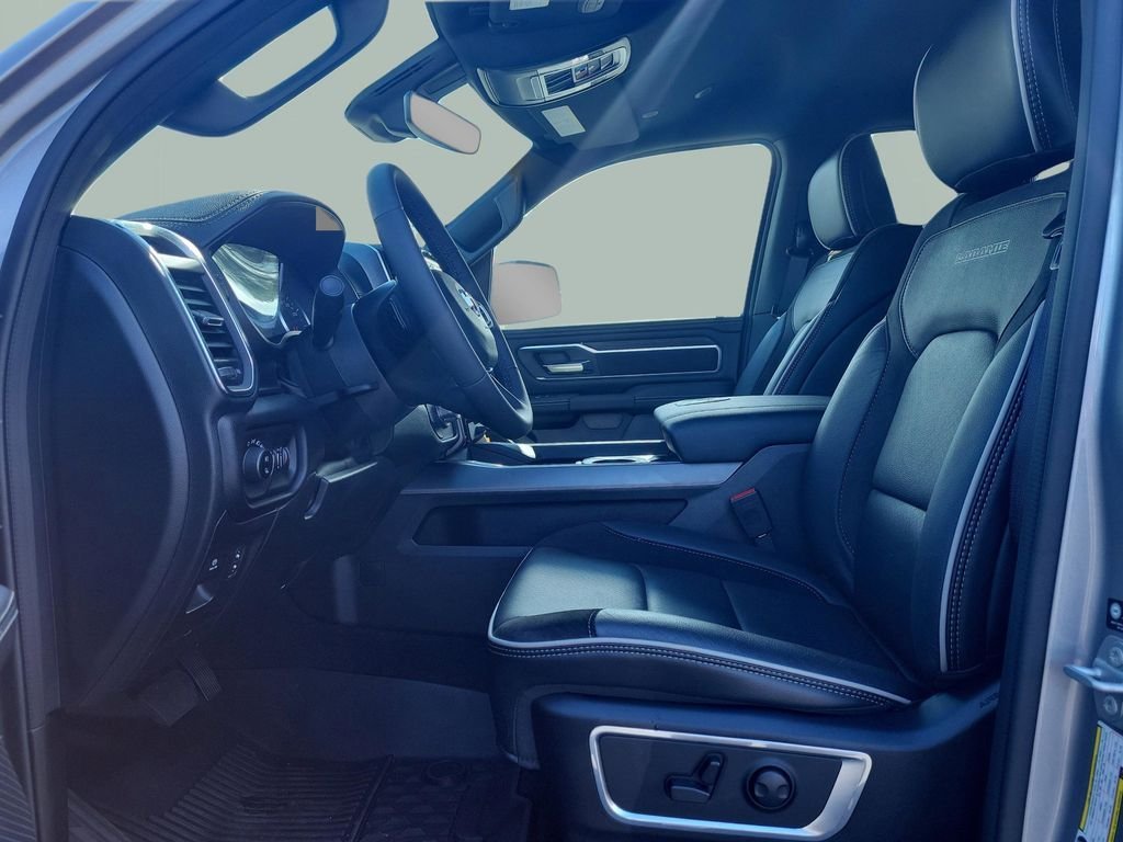 2026 RAM 1500 Laramie - Photo 24