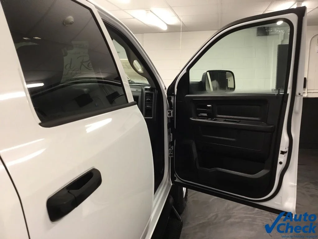 Used 2016 White Ram Tradesman image 40