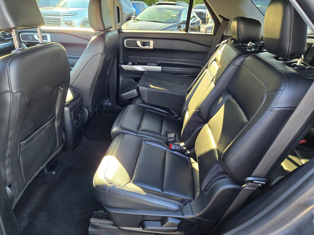2024 Ford Explorer XLT - Photo 19