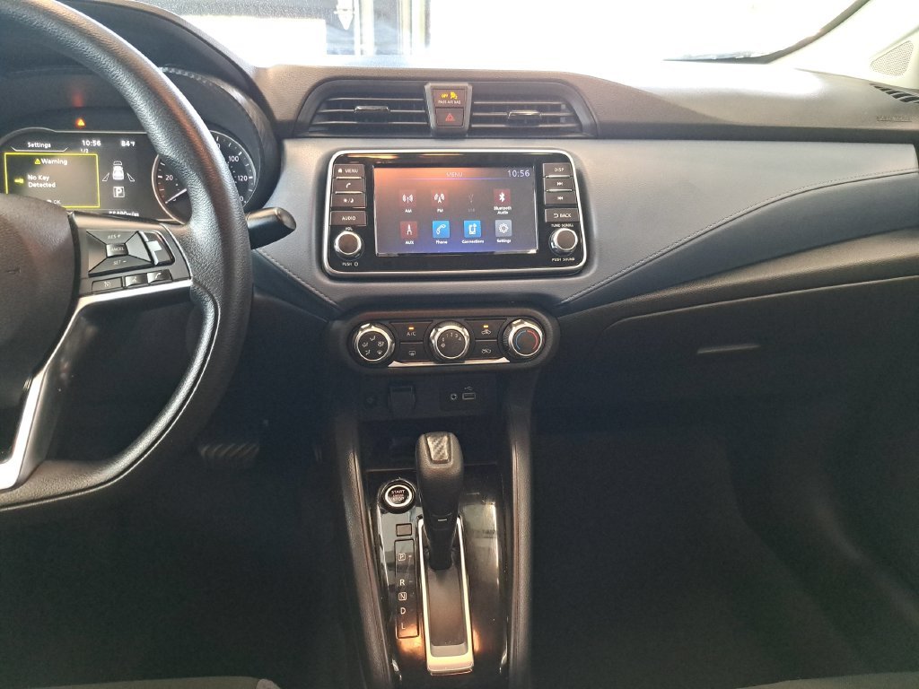Used 2025 Silver Nissan 1.6 SV image 26