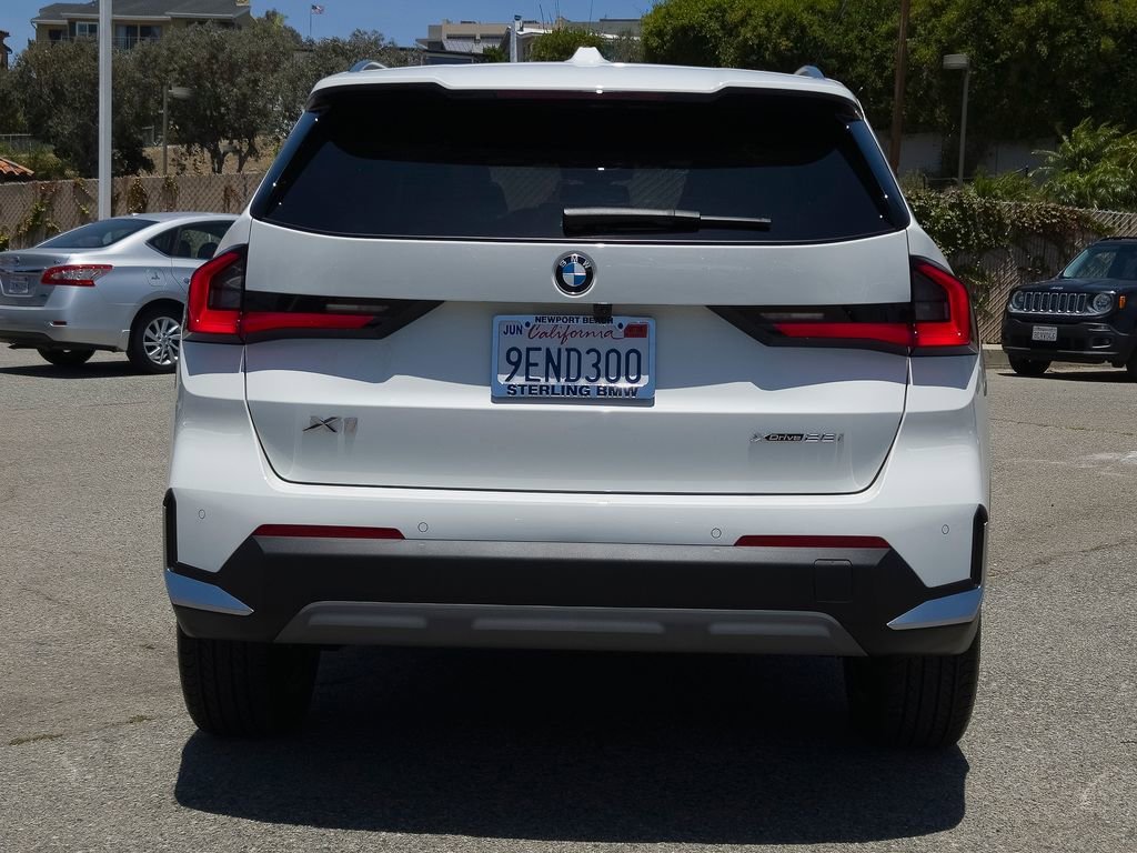 Used 2023 Alpine White BMW xDrive28i image 27
