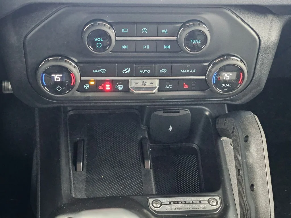 New 2025 Marsh Gray Ford Outer Banks® image 30