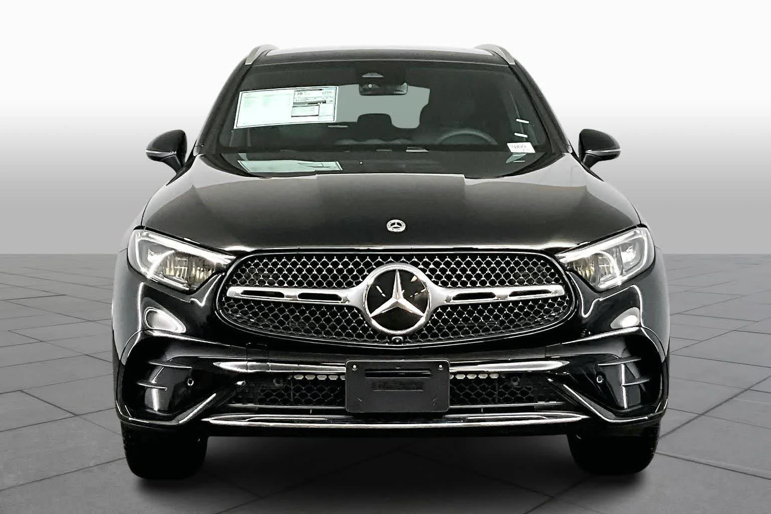 New 2026 040/Black Mercedes-Benz GLC 300 image 3