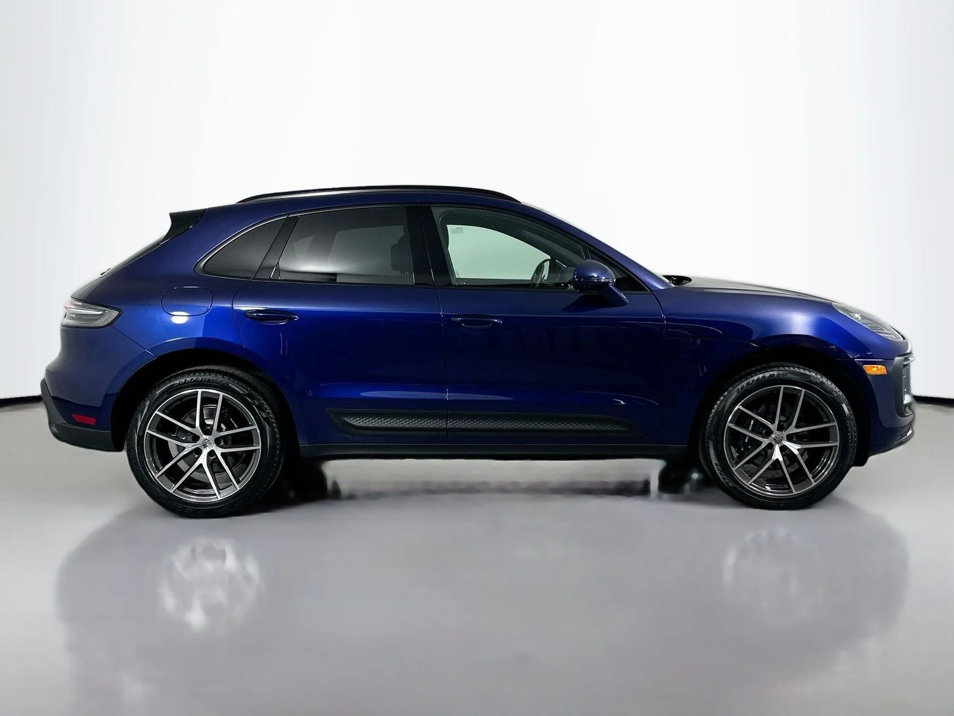Used 2025 Blue Porsche Base image 8