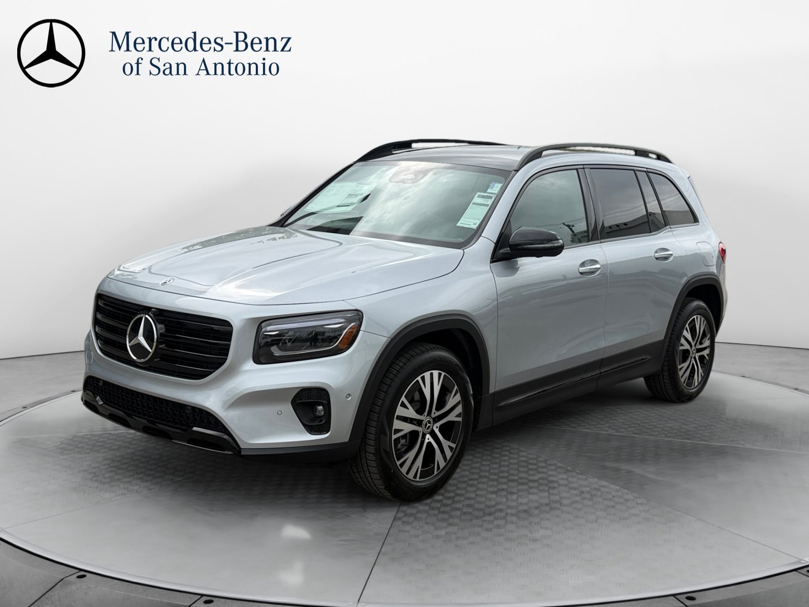 New 2026 Cirrus Silver Metallic Mercedes-Benz GLB 250 image 3
