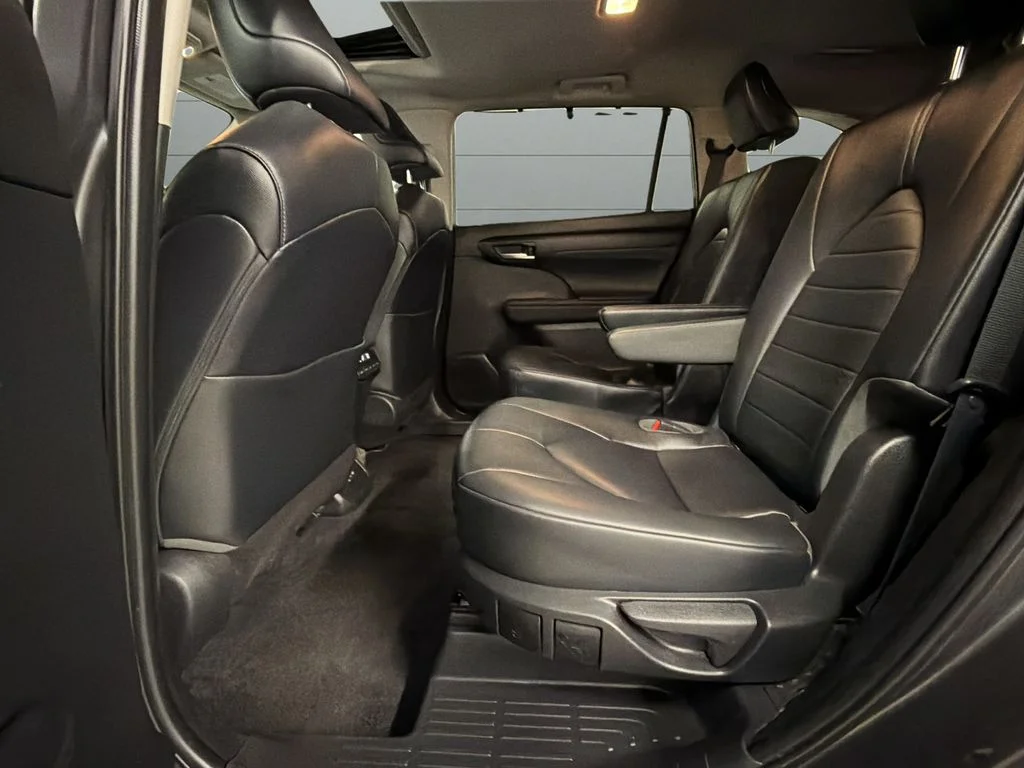 Used 2023 Gray Toyota XLE image 17
