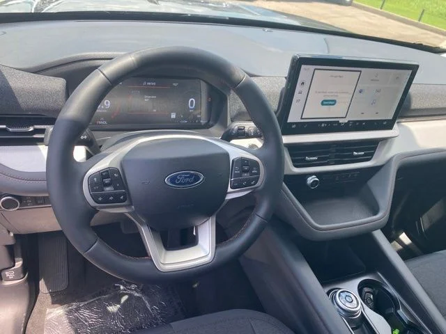 New 2026 Carbonized Gray Metallic Ford Active image 15