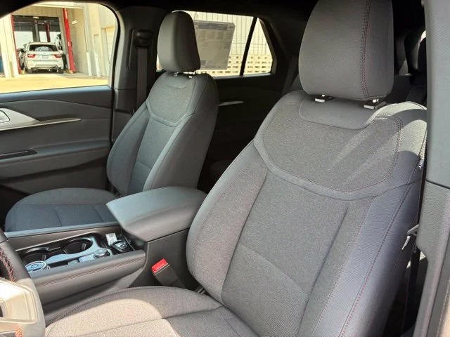 New 2027 Avalanche Gray Ford Active image 8