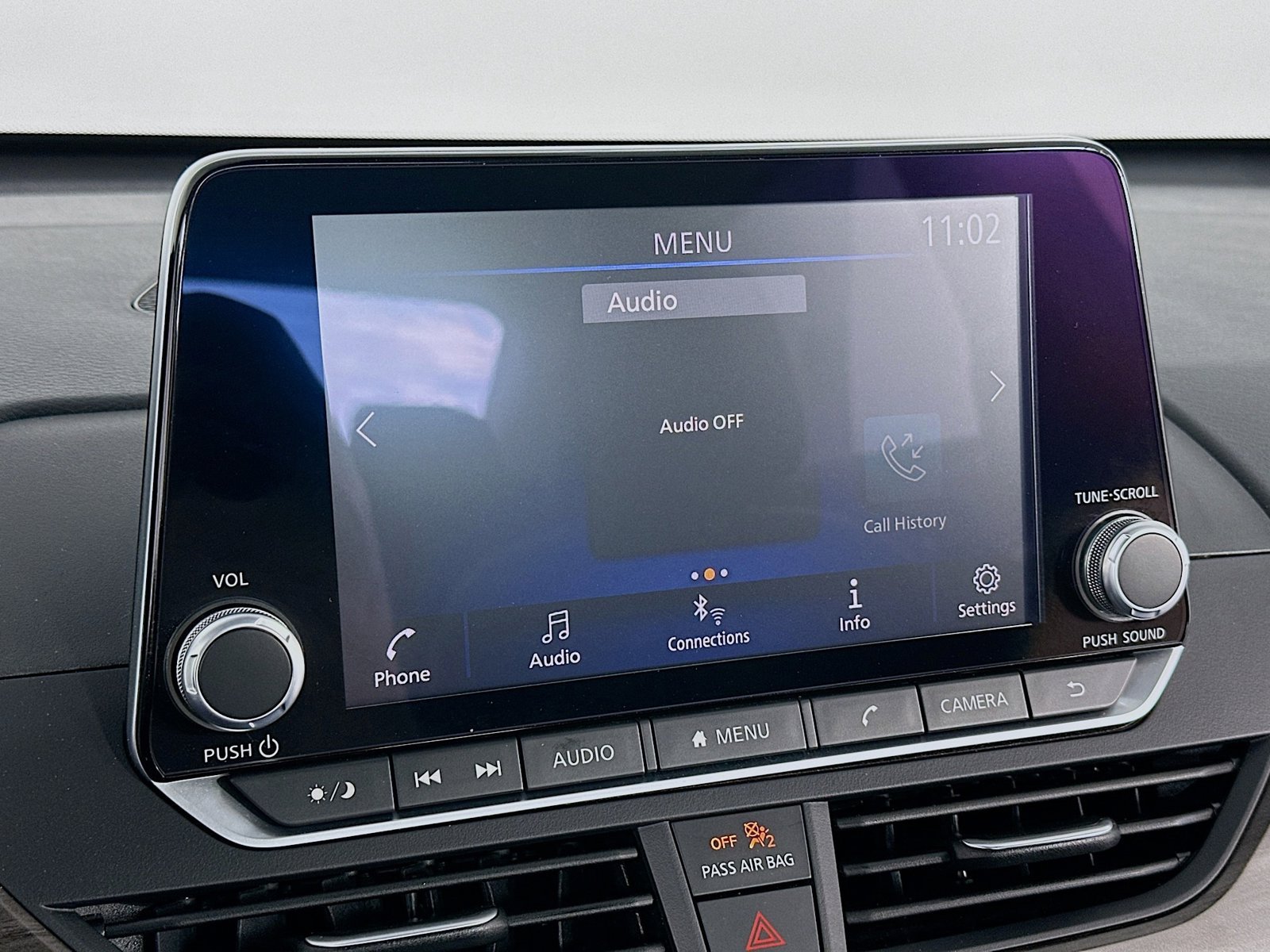 2025 Nissan Altima SV - Photo 17