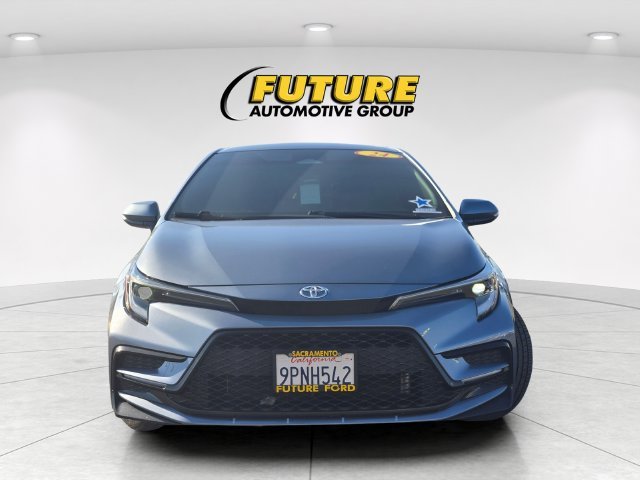 Used 2024  Toyota XSE image 2
