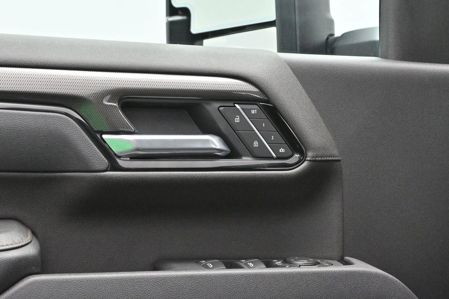 Used 2025 Onyx Black GMC AT4 image 11