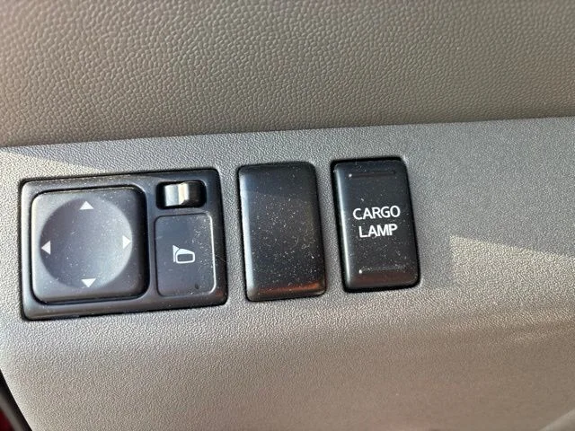Used 2019 Red Nissan Desert Runner image 17