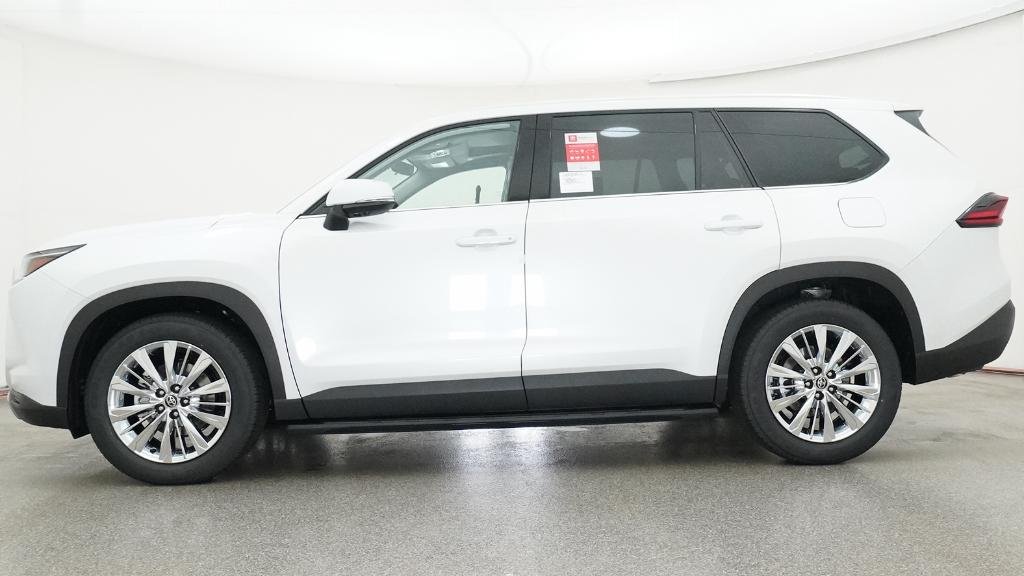 New 2026 Wind Chill Pearl Toyota Platinum image 7