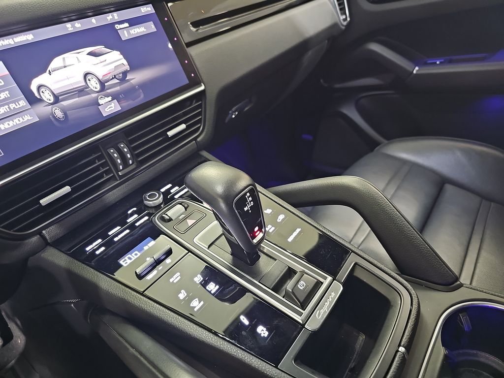 Used 2020 Gray Porsche Base image 27