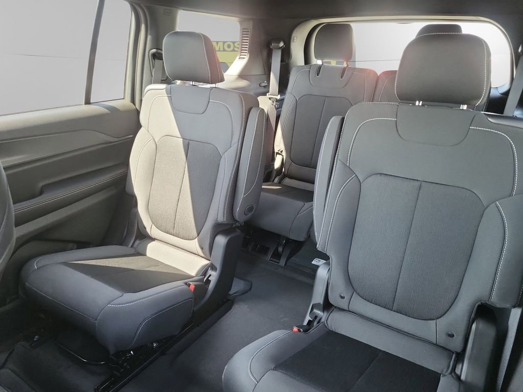 2025 Jeep Grand Cherokee L Laredo - Photo 14