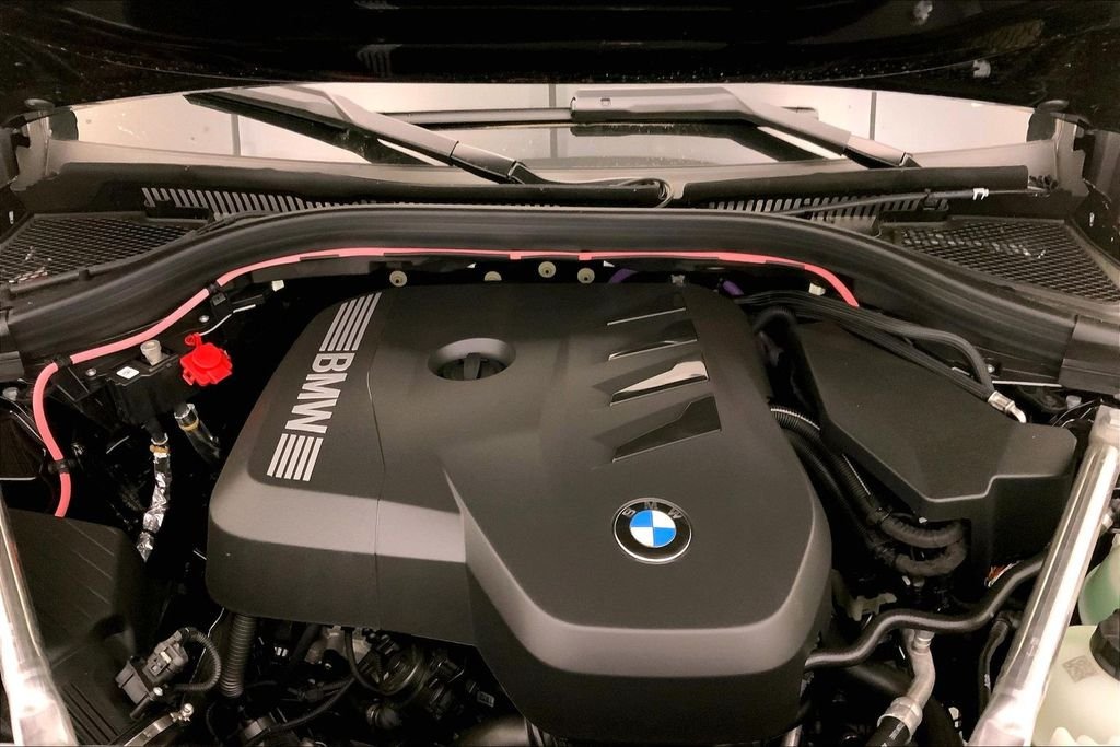 Used 2026 Black Sapphire Metallic BMW  image 8