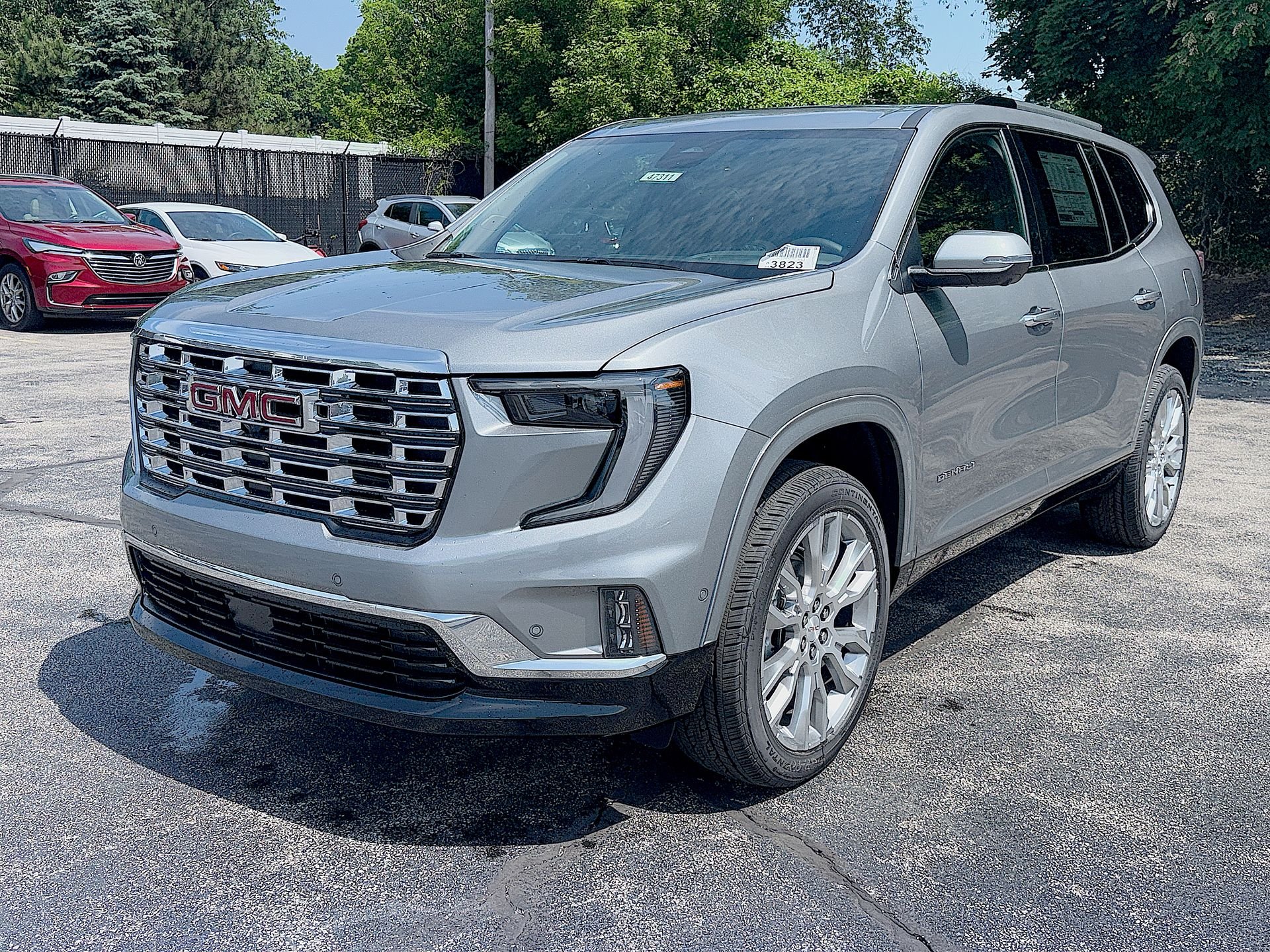 2026 GMC Acadia Denali AWD's photo