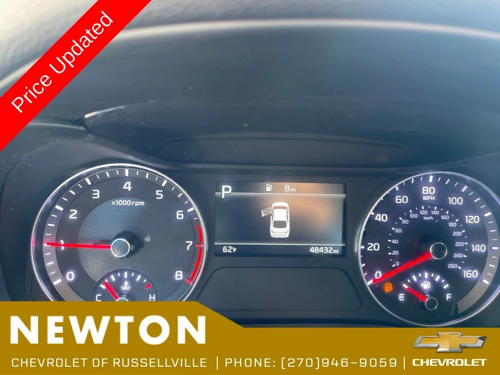 Used 2023 White Kia GT-Line image 18