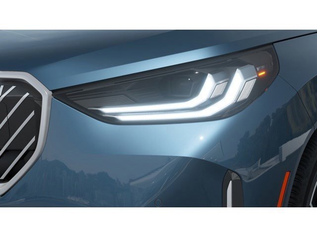 New 2025 Arctic Race Blue metallic BMW 30 xDrive image 6