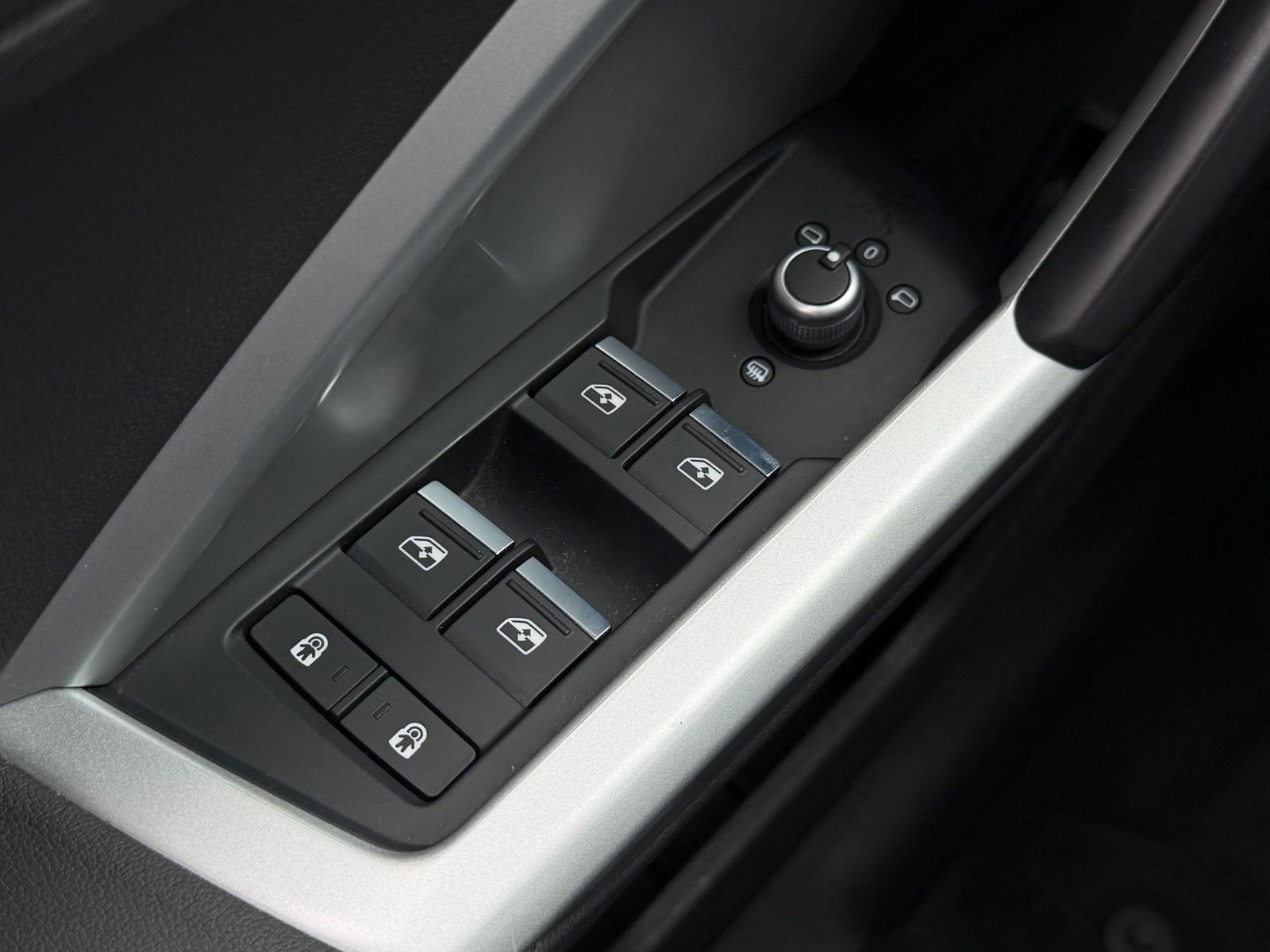 Used 2022 Blue Audi  image 24