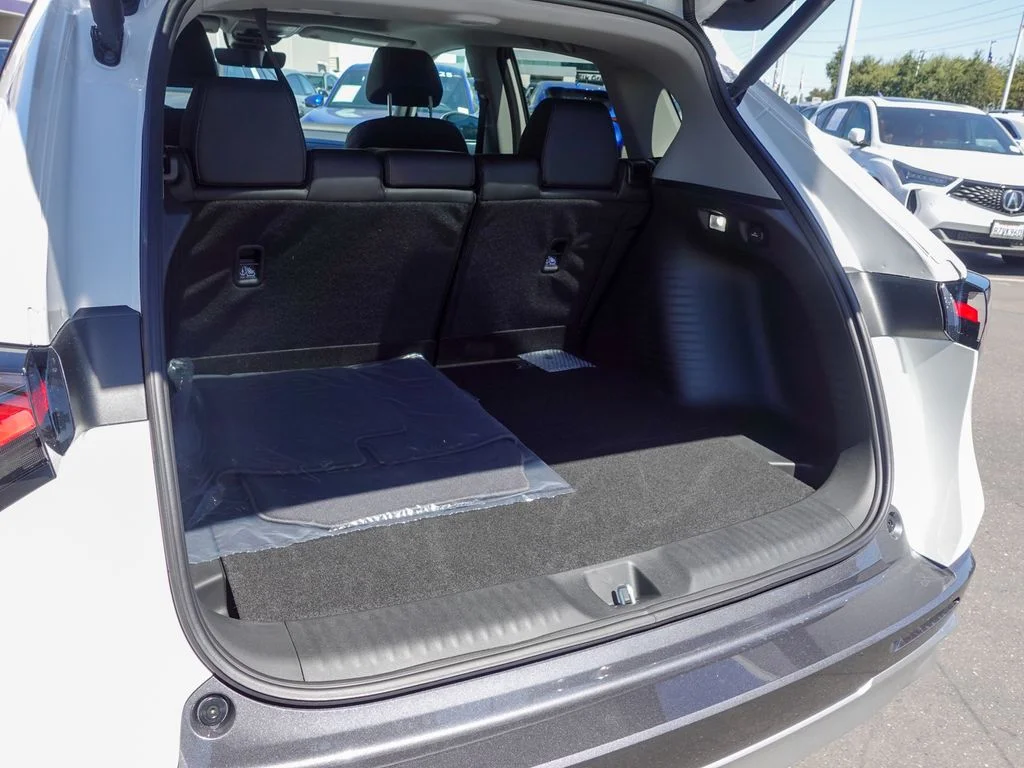 New 2026 Platinum White Pearl Acura Base image 29