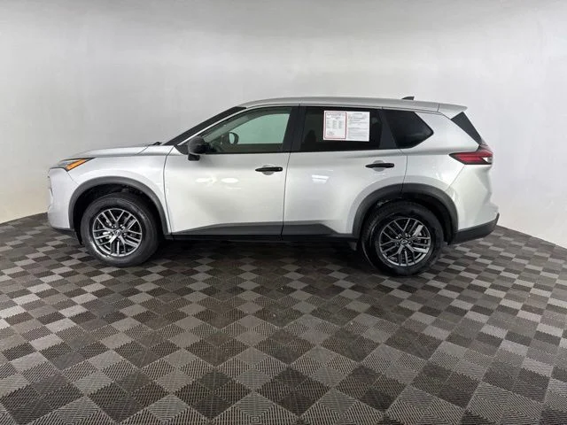 Certified Used 2024 Silver Nissan S image 8