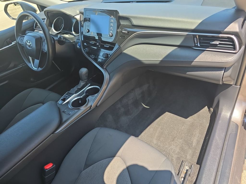 2023 Toyota Camry LE - Photo 39