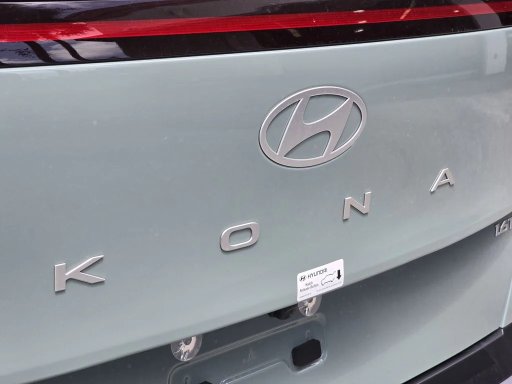 New 2026 Green Hyundai SEL Premium image 6