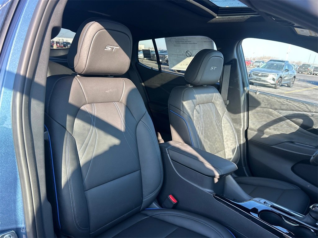 2026 BUICK ENVISTA - Image 32