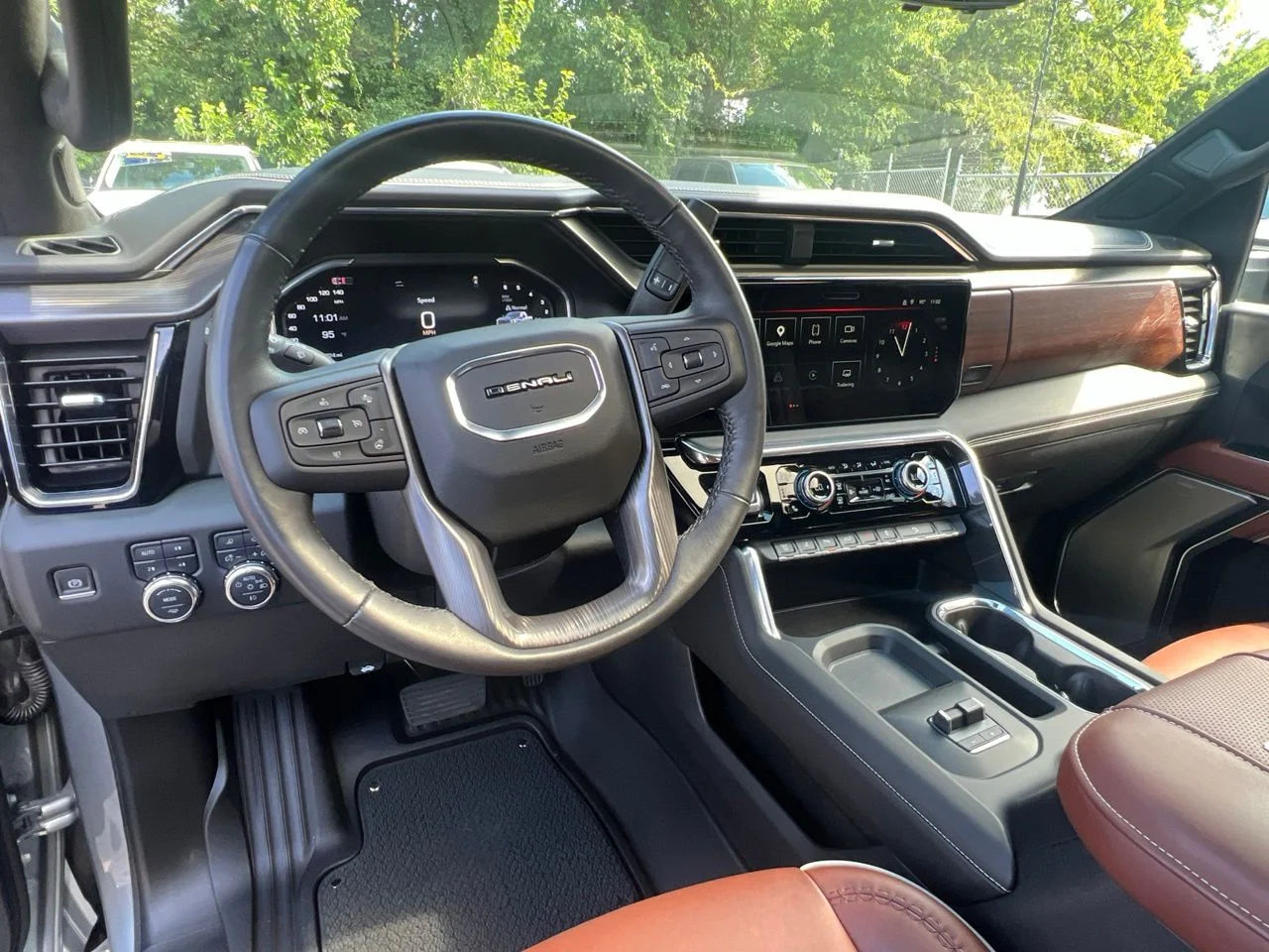 Used 2024 Silver GMC Denali Ultimate image 19