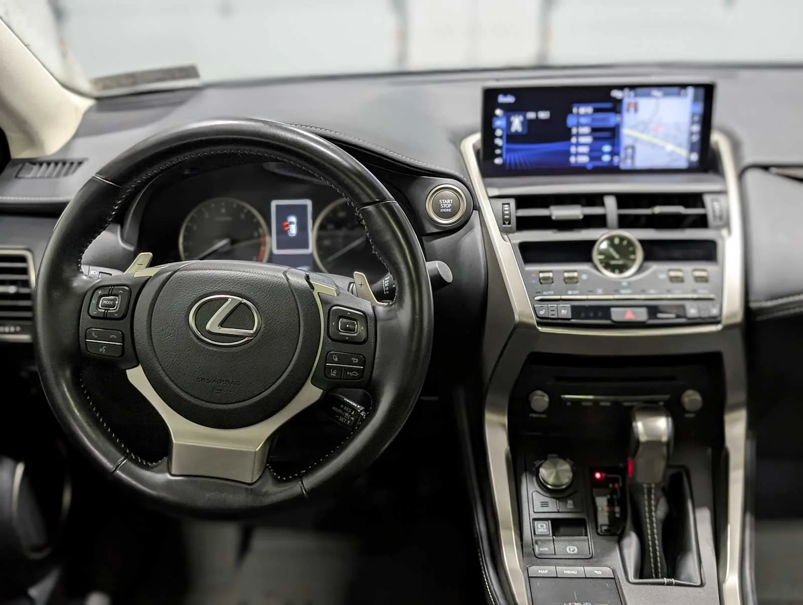 Used 2021 Atomic Silver Lexus  image 5