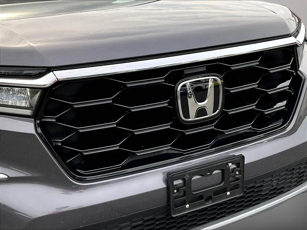 Used 2023 Modern Steel Metallic Honda Touring image 34