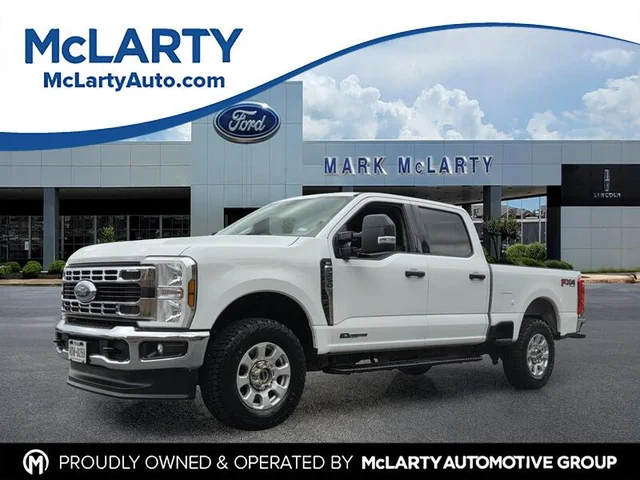 2024 FORD F-250 XLT 4WD CREW CAB 6.75' BOX