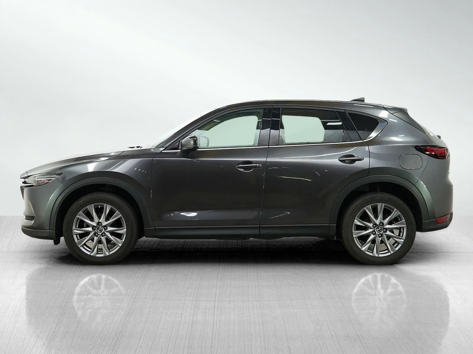 Used 2019 Mazda CX-5 Grand Touring with VIN JM3KFBDM8K1679309 for sale in Hopkins, Minnesota