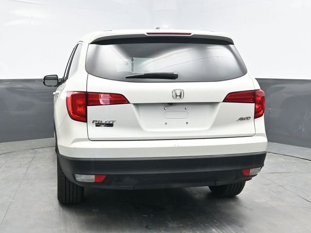 Used 2017 White Honda EX-L image 5