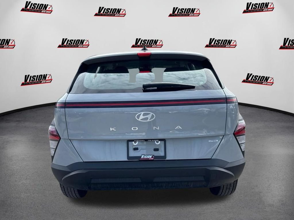 2026 Hyundai Kona SE - Photo 6