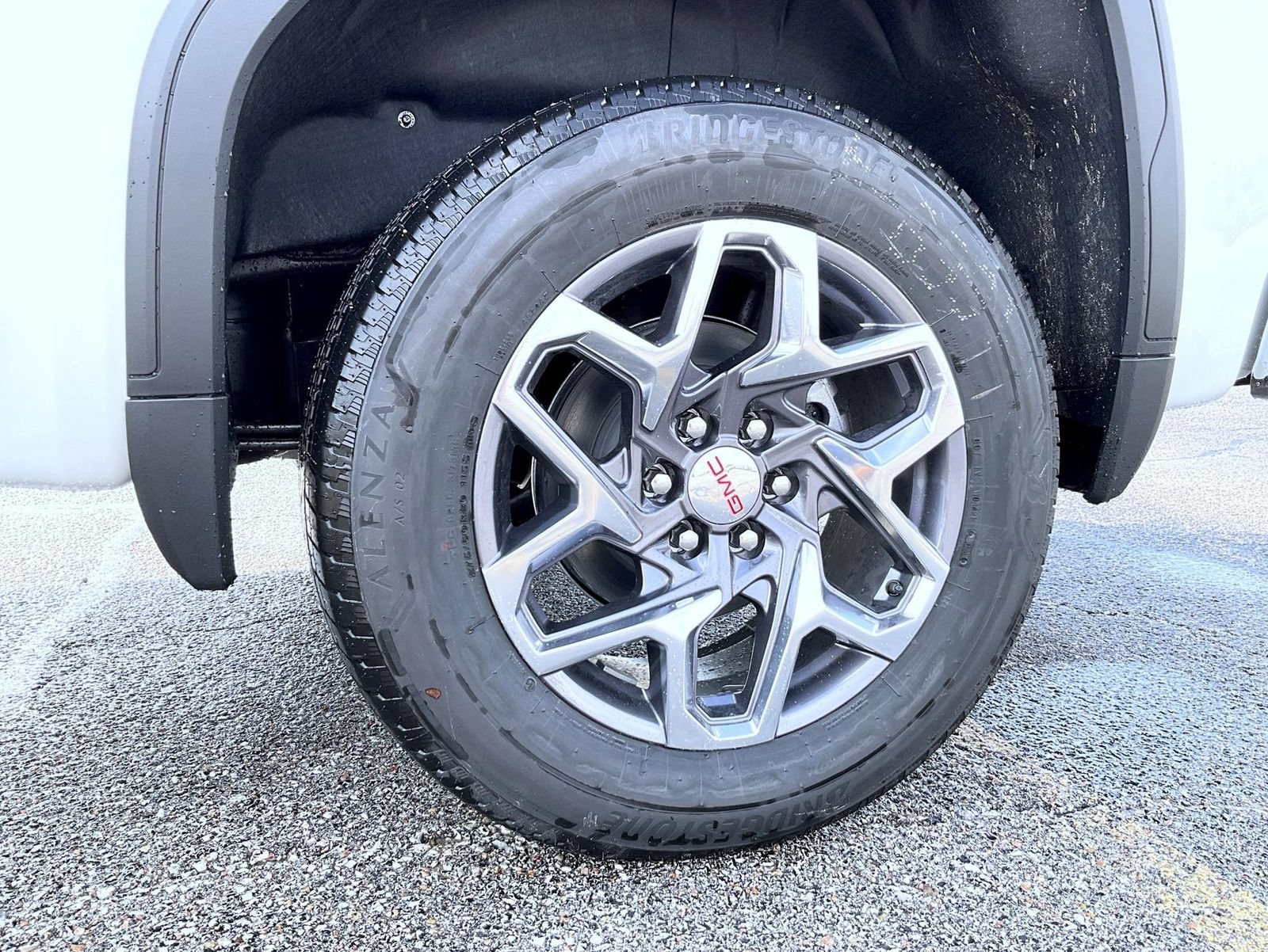 2026 GMC Sierra 1500 SLT - Photo 22