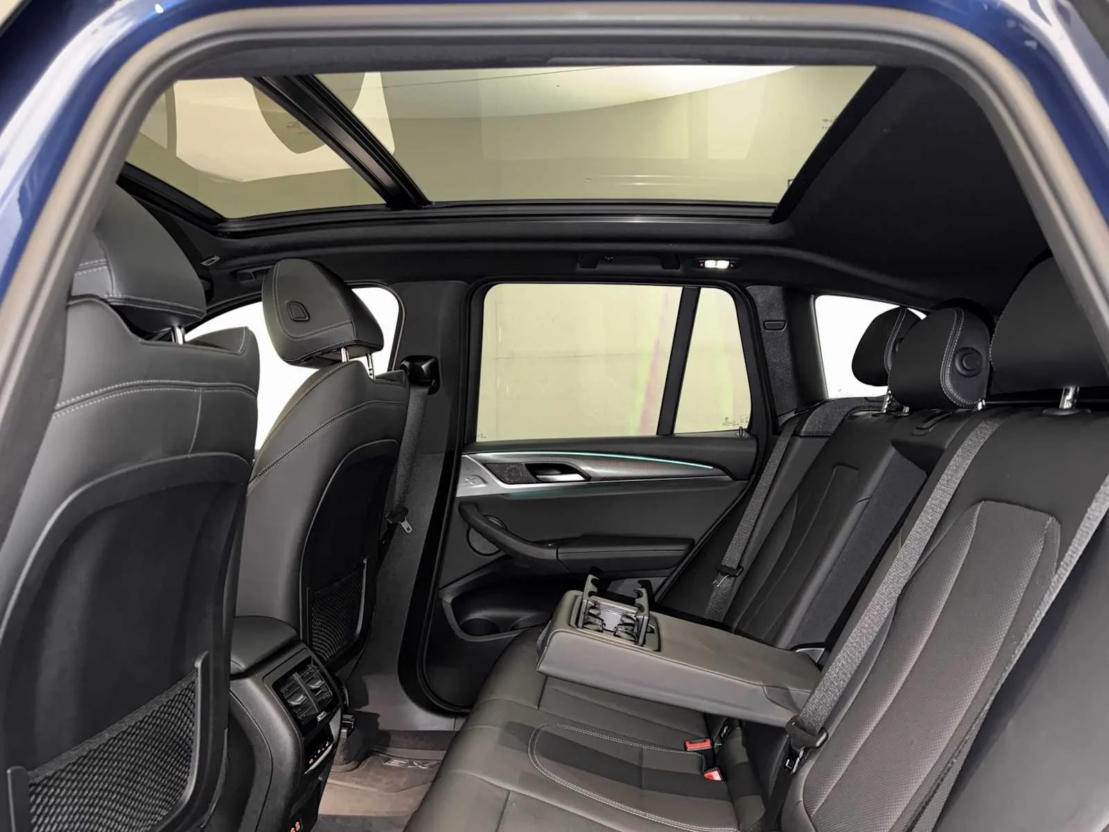 Certified Used 2023 Phytonic Blue Metallic BMW xDrive30i image 21