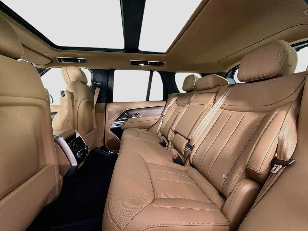 New 2026 Santorini Black Land Rover SE image 26