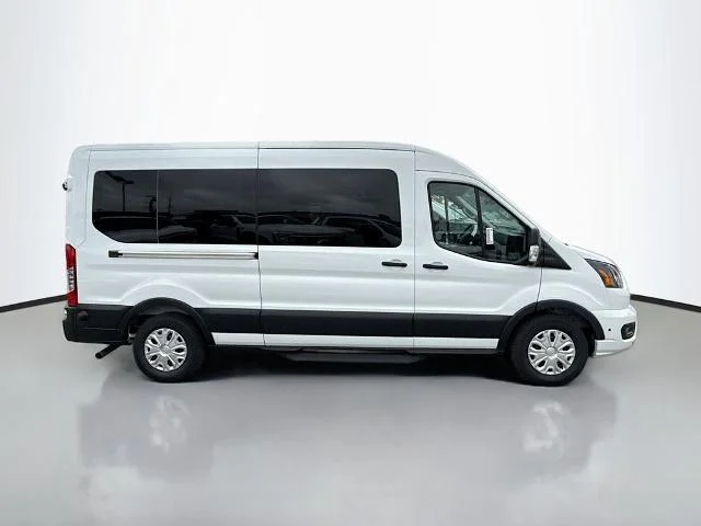 New 2025 Oxford White Ford Passenger Van XLT image 41