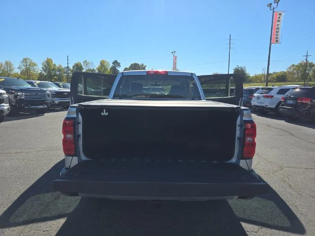 Used 2018 SILVER ICE METALLIC Chevrolet LT image 13