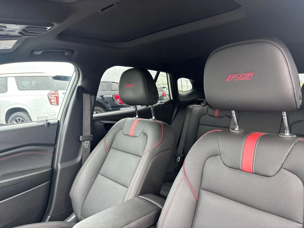 Used 2026 White Chevrolet 2RS image 13